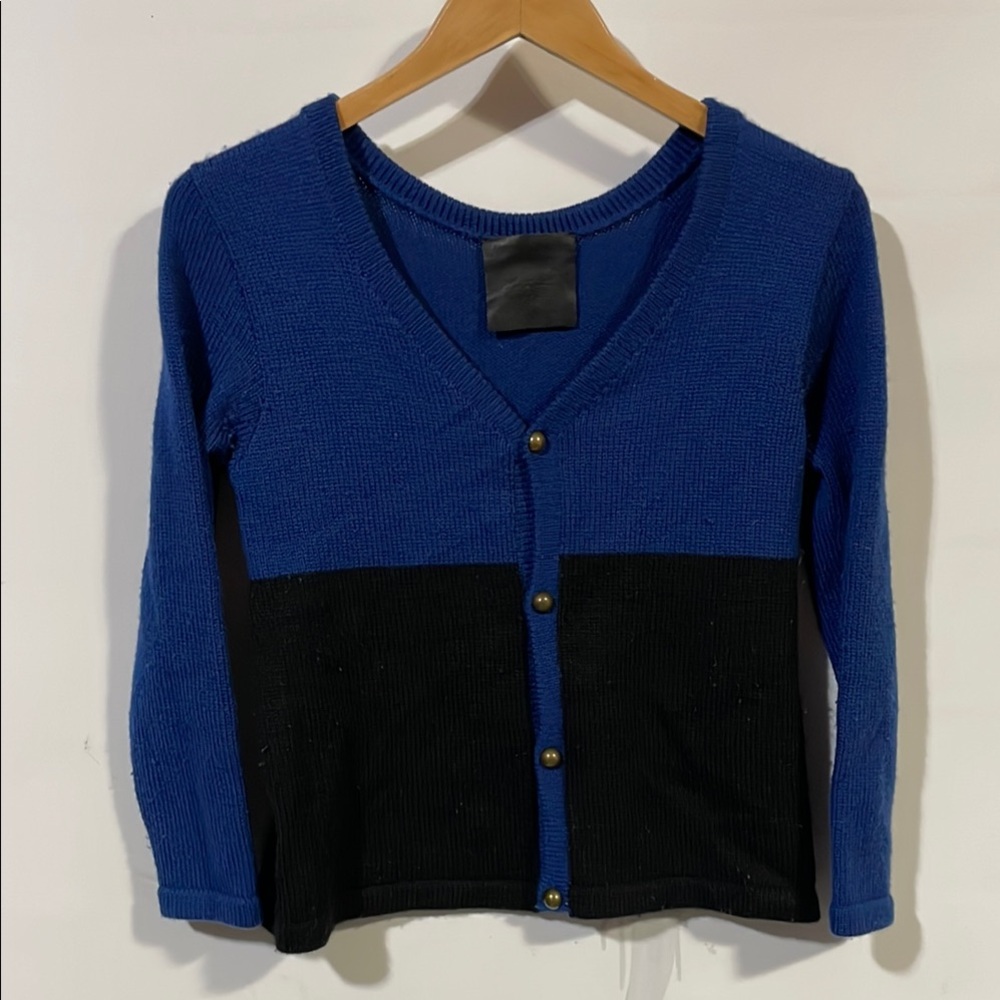 Ete noir Blue and Black Women's Sweater